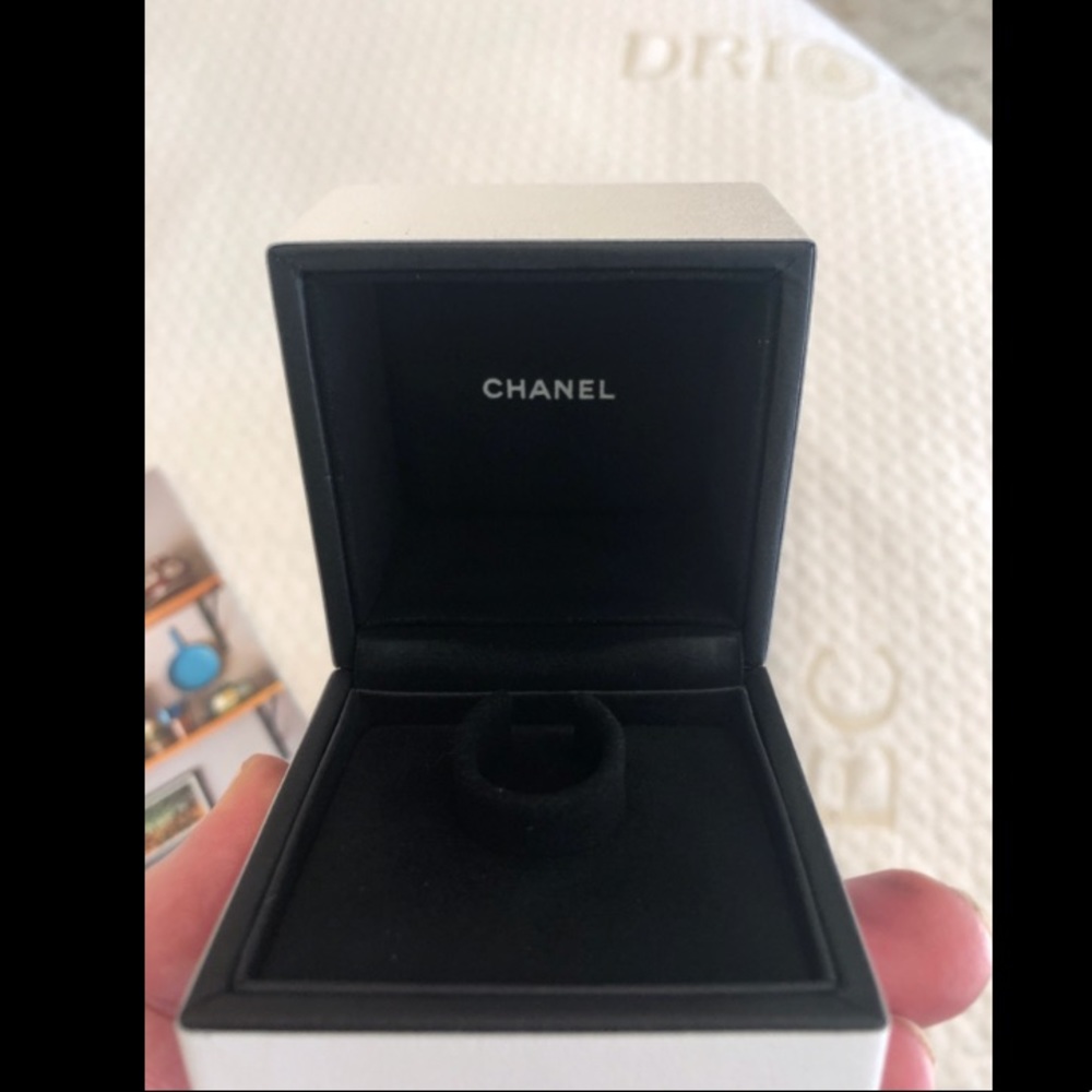 Authentic CHANEL Ring Box Empty